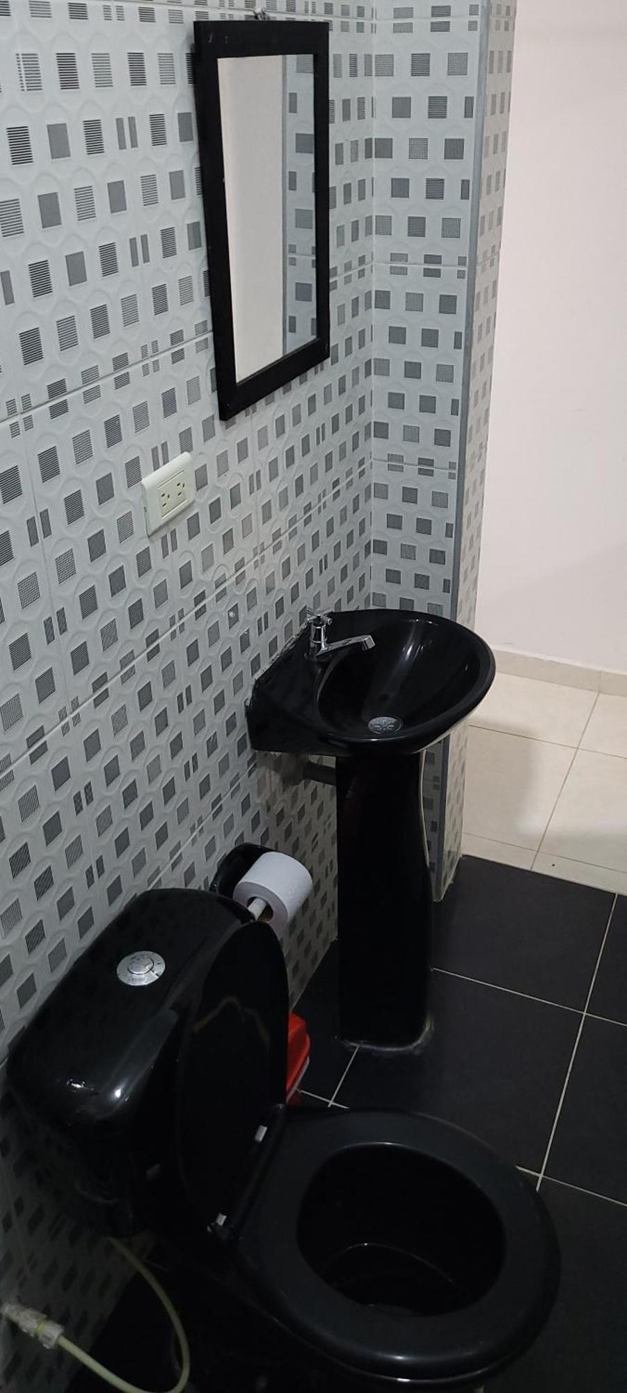 Hostal Villa Del Rio Las Brisas Villavieja Buitenkant foto