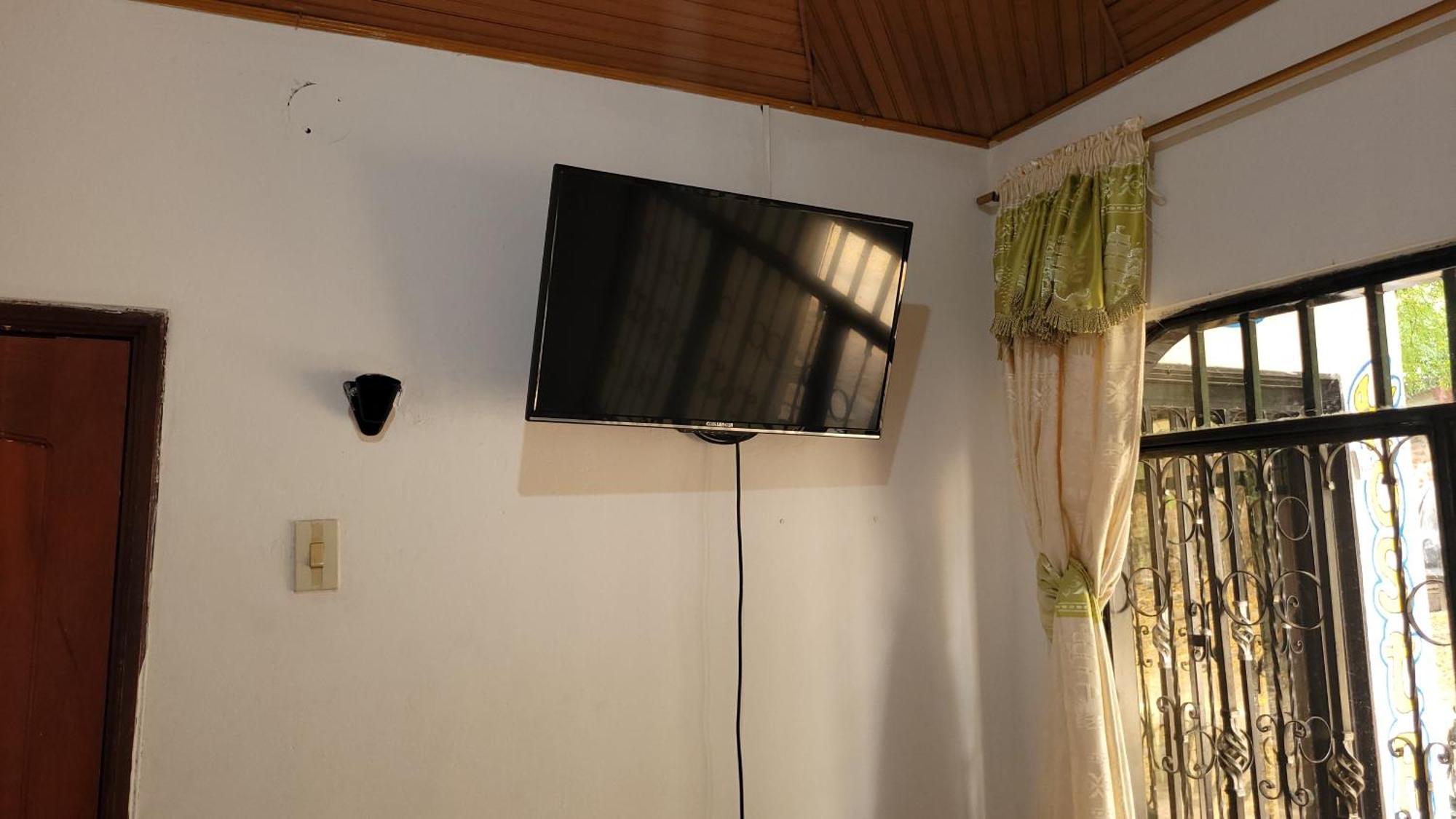 Hostal Villa Del Rio Las Brisas Villavieja Buitenkant foto